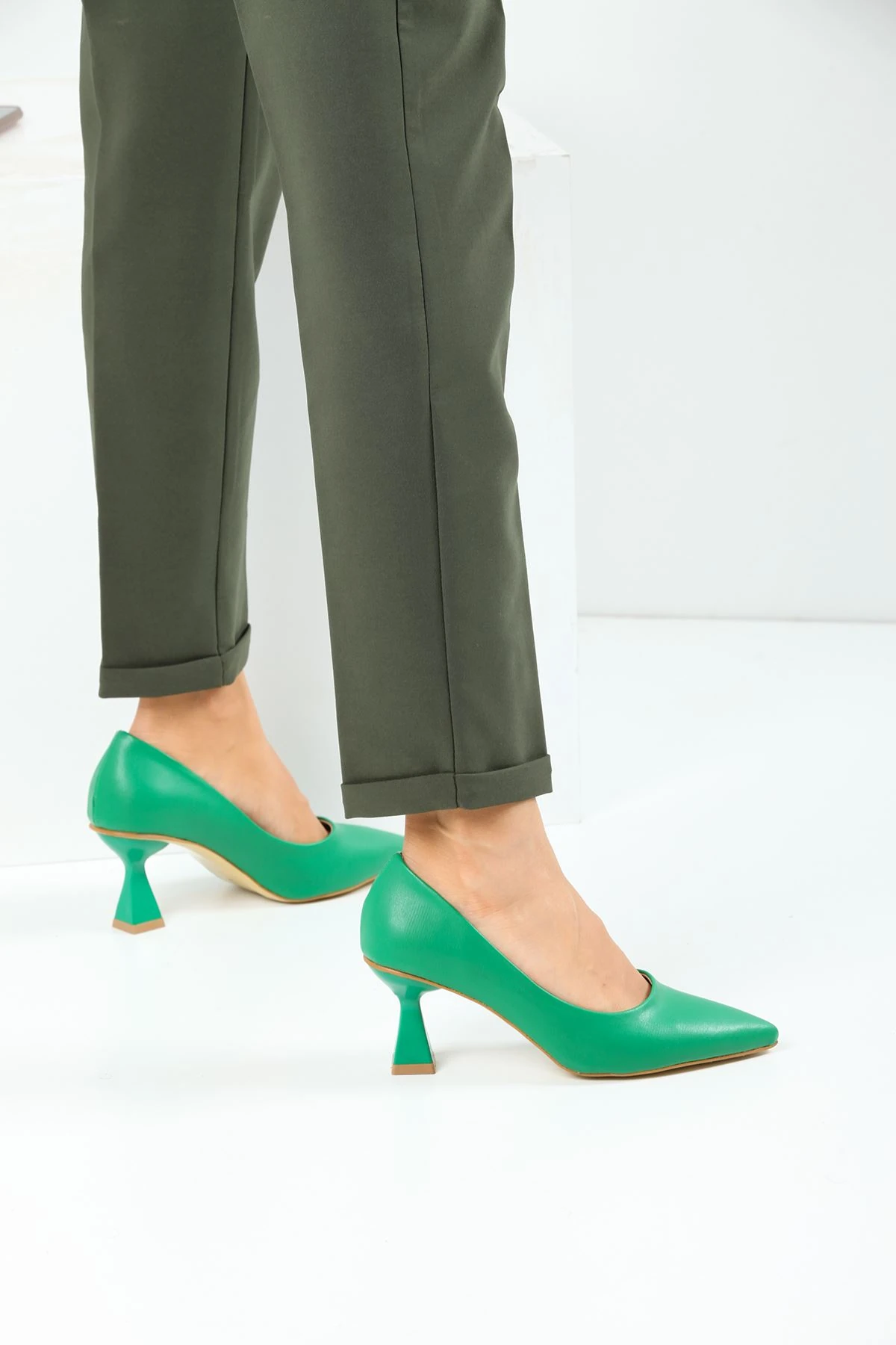 Kadın Bena Topuklu Ayakkabı Şampanya Stıletto MR5038