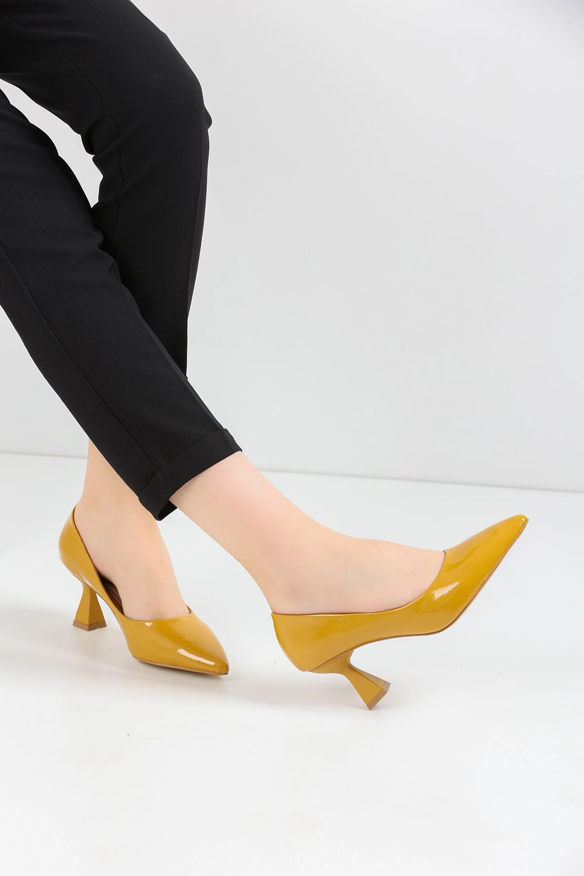 Kadın Bena Topuklu Ayakkabı Şampanya Stıletto MR5046