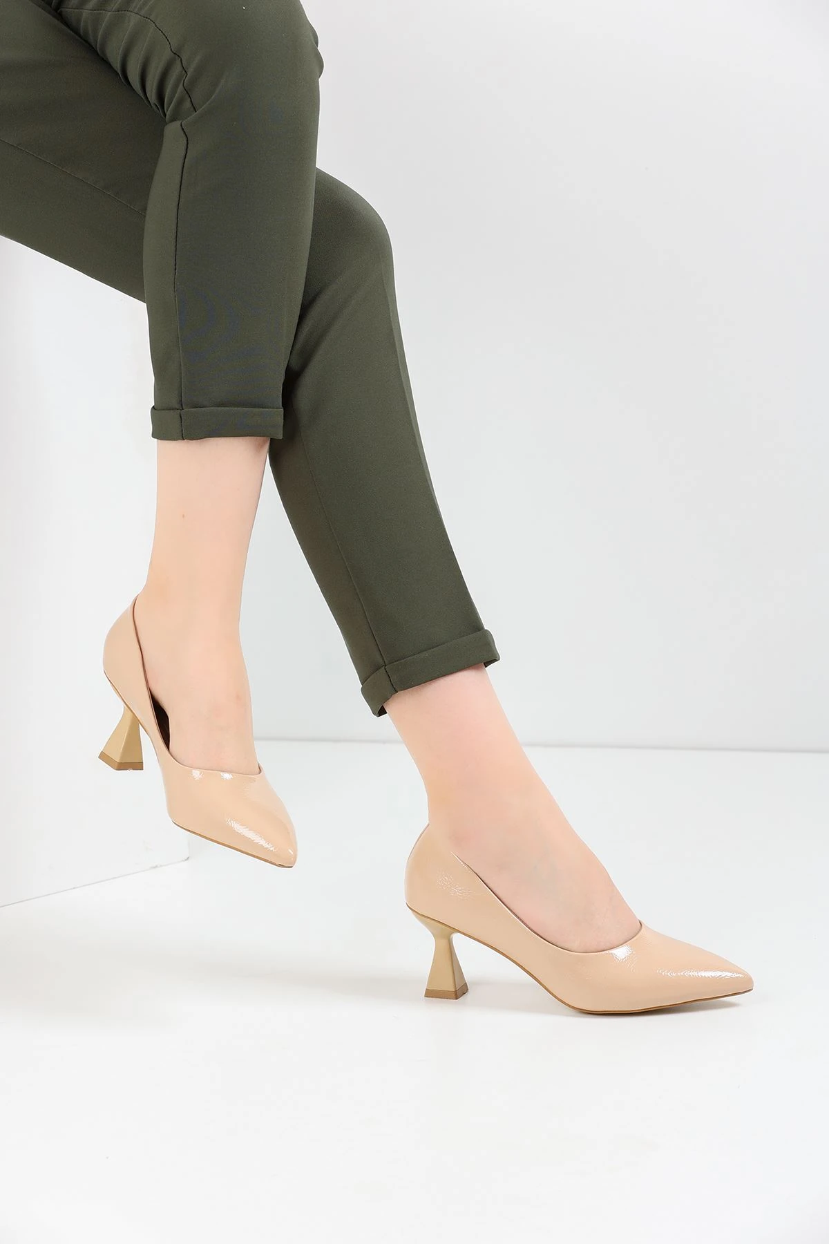 Kadın Bena Topuklu Ayakkabı Şampanya Stıletto MR5049