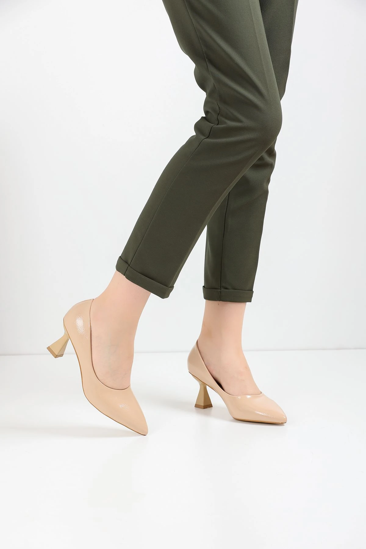 Kadın Bena Topuklu Ayakkabı Şampanya Stıletto MR5049 - Görsel 5