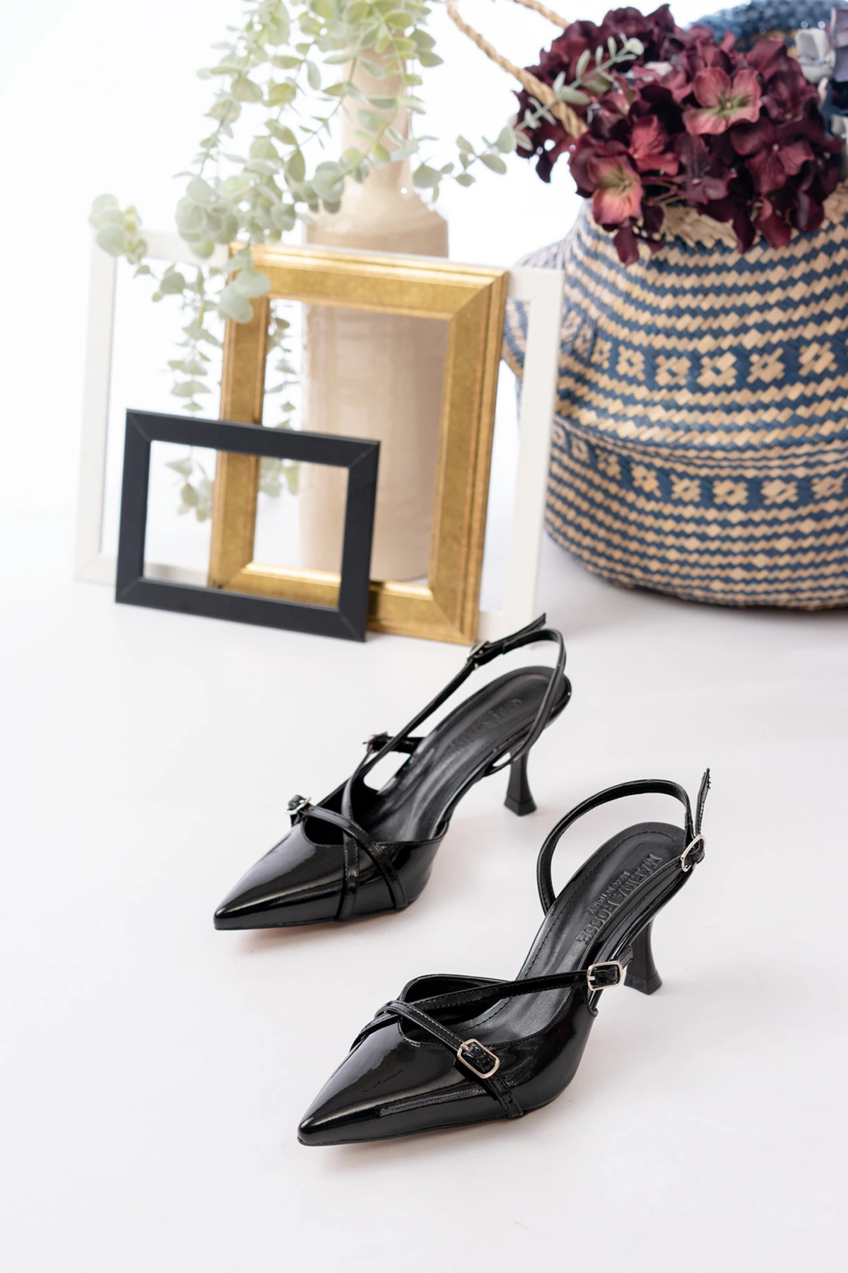 Kadın Esten Rugan Klasik Topuklu Ayakkabı MR5109 - Görsel 4