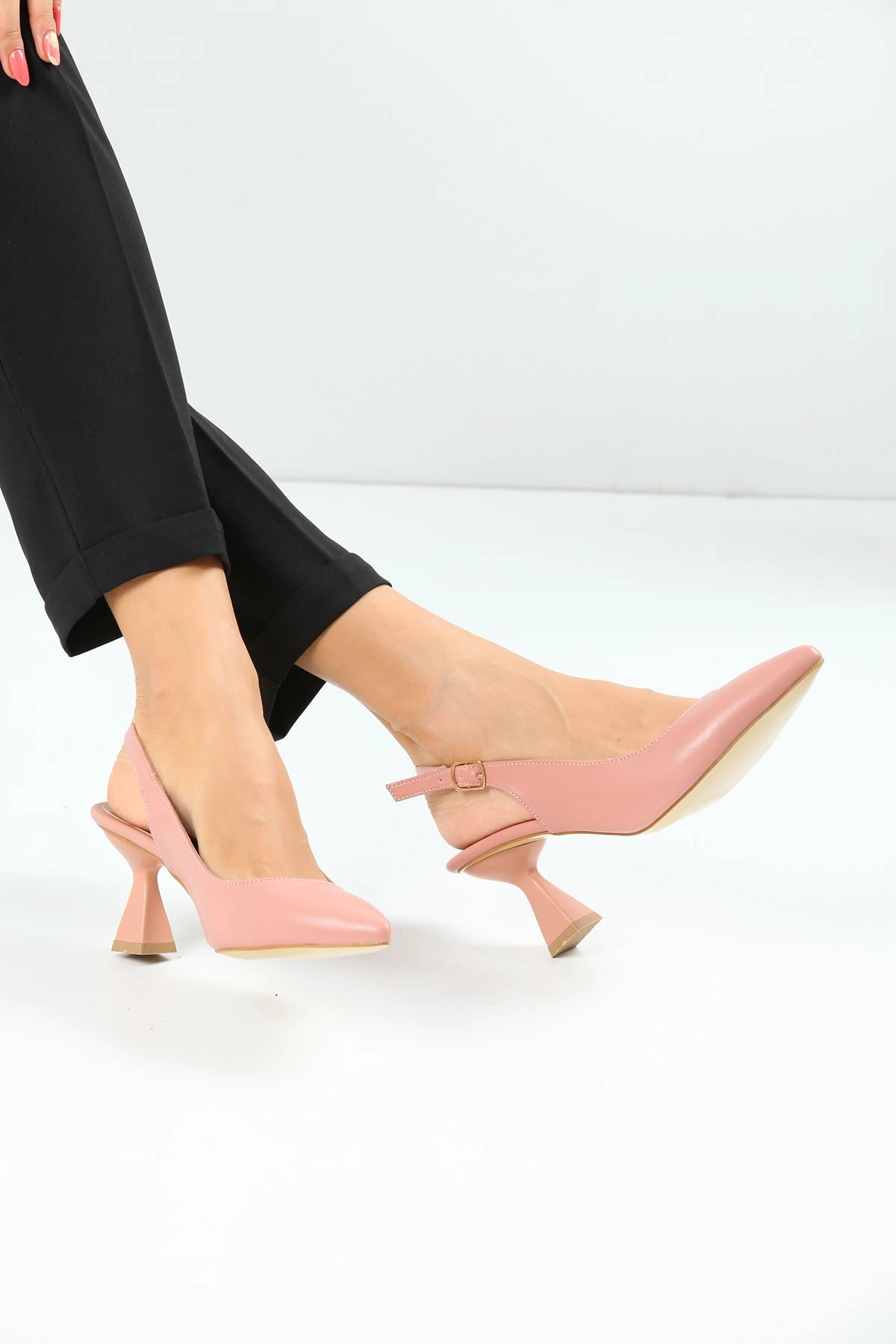 Kadın Harmony Arkası Açık Stiletto Ayakkabı Şampanya Topuk MR5119 - Görsel 5