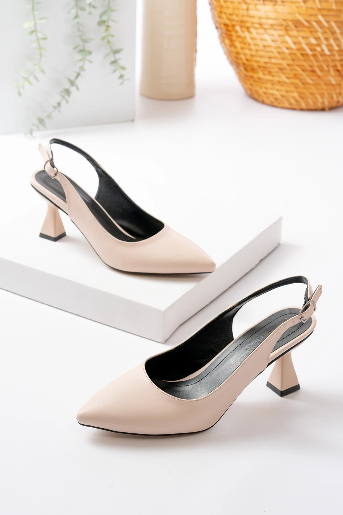 Kadın Harmony Arkası Açık Stiletto Ayakkabı Şampanya Topuk MR5120 - Görsel 5