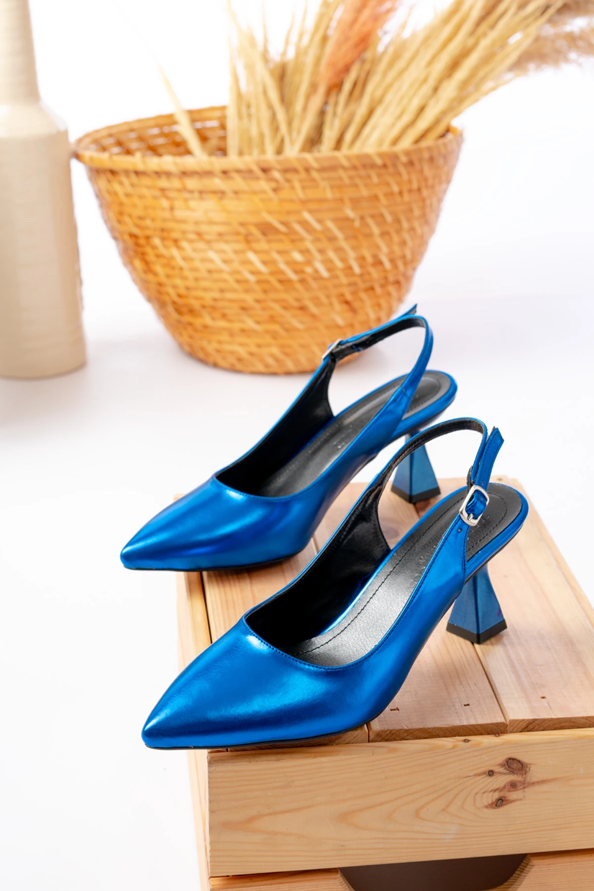 Kadın Harmony Arkası Açık Stiletto Ayakkabı Şampanya Topuk MR5125 - Görsel 4