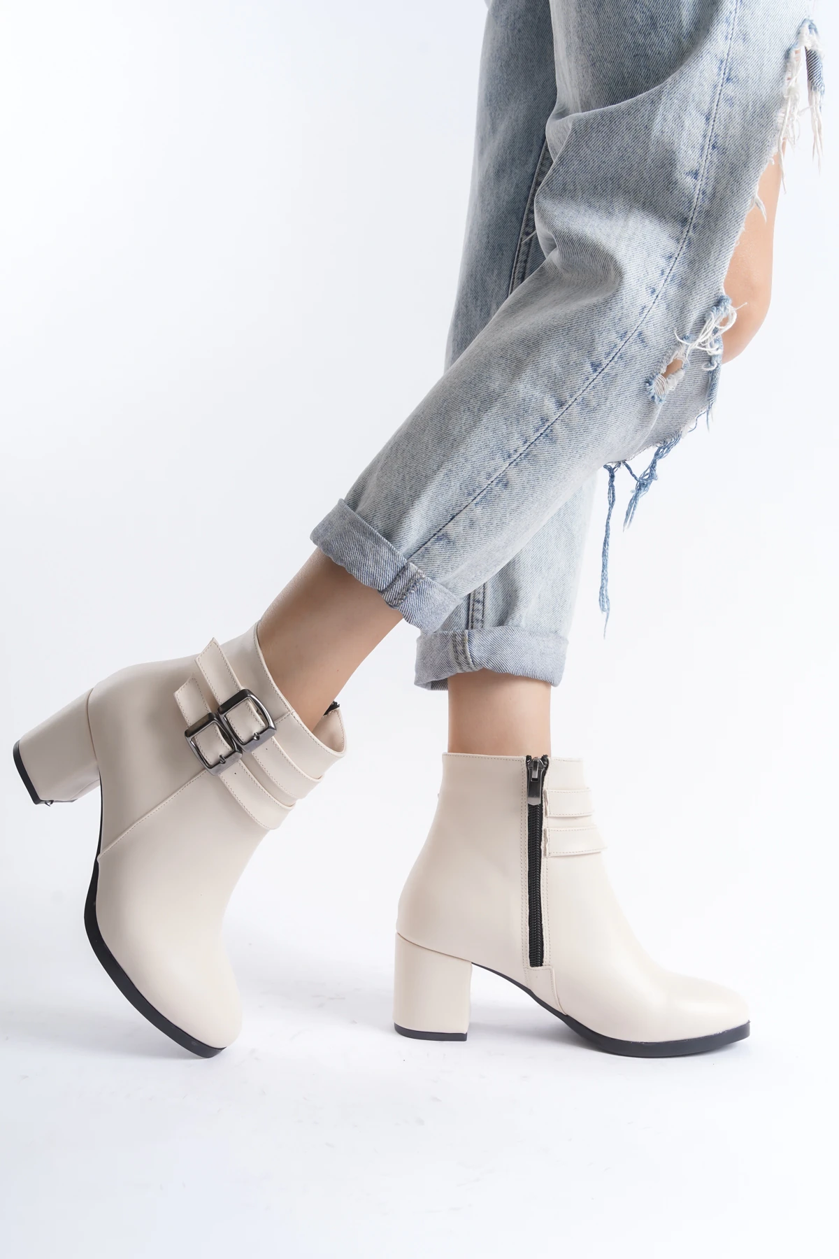 Kadın Hermina Çift Tokalı Kısa Bot MR5142