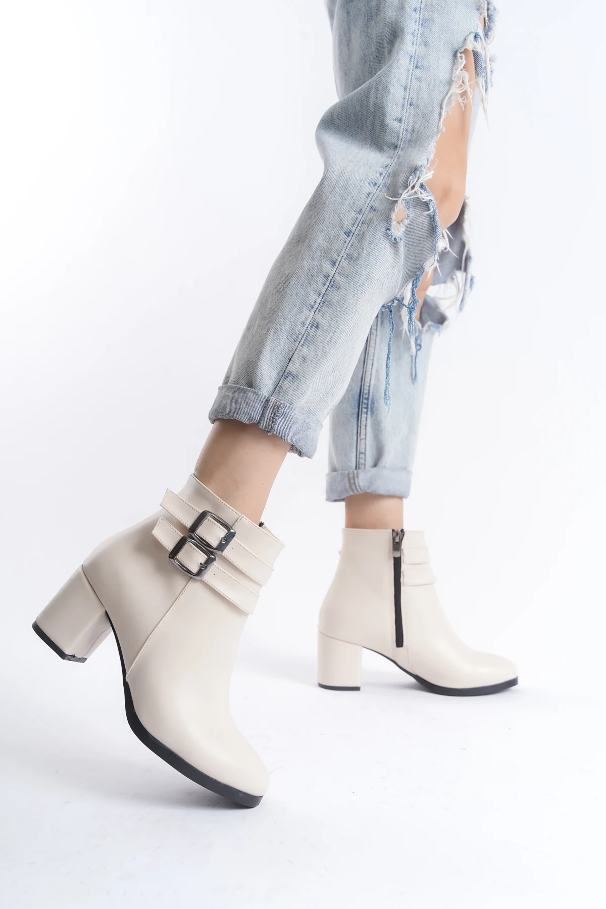 Kadın Hermina Çift Tokalı Kısa Bot MR5142 - Görsel 3