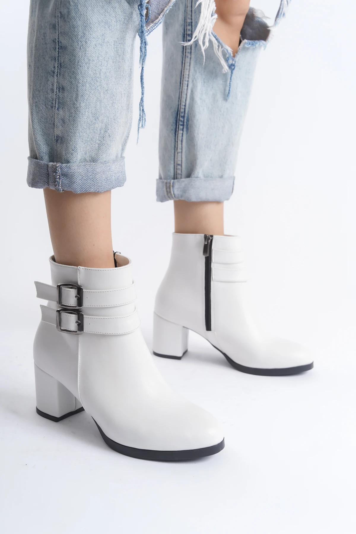 Kadın Hermina Çift Tokalı Kısa Bot MR5143